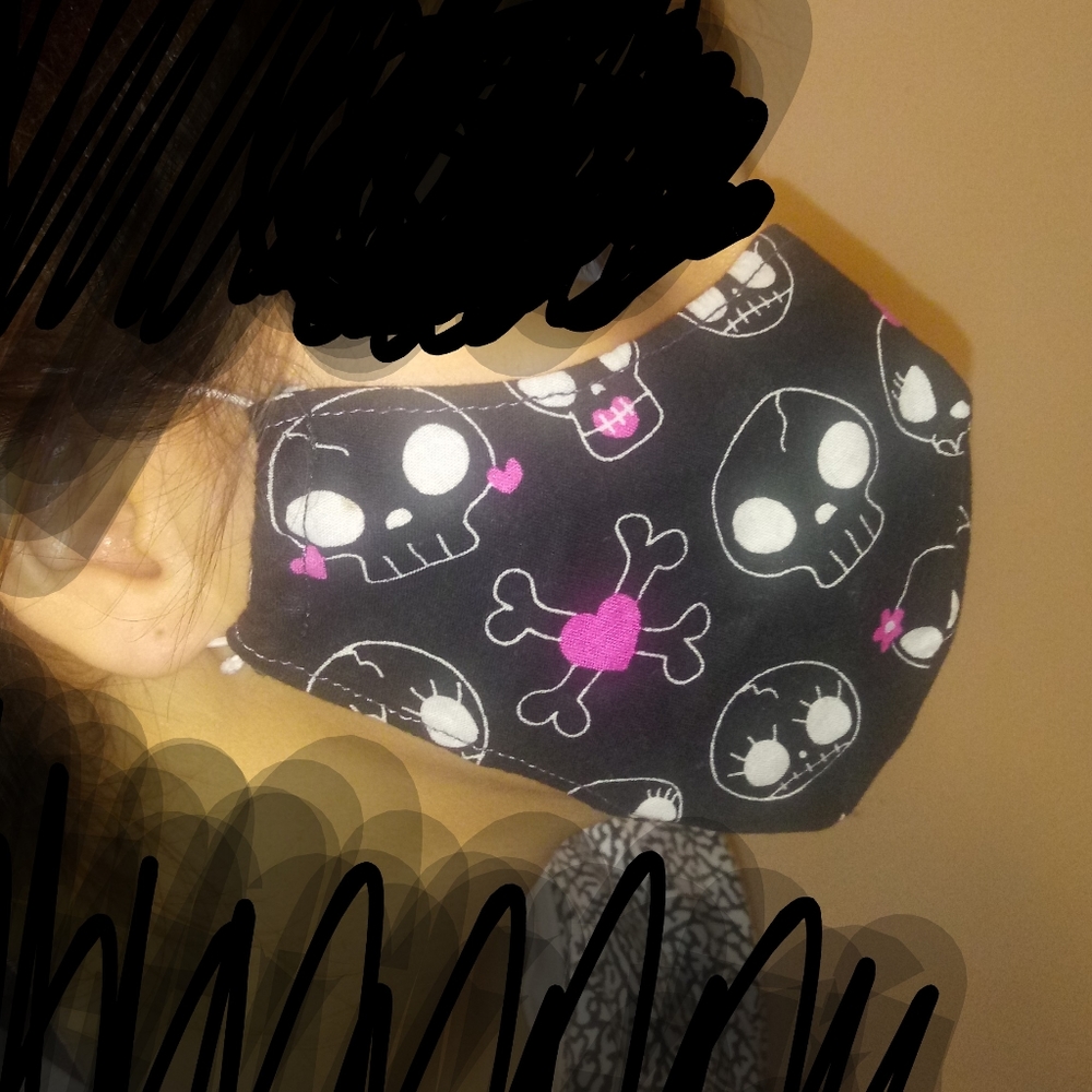 2-Skulls Face Masks - Picture 3 of 4